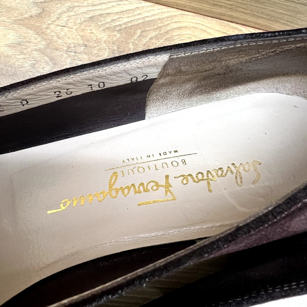 Salvatore Ferragamo Womens Size 10 AA Brown Suede Pumps - Picture 8 of 10